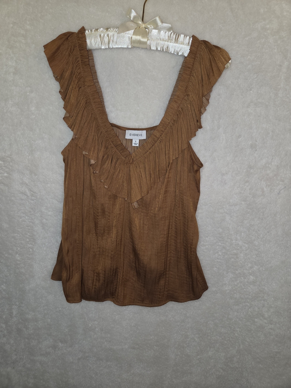 Evereve Dahlia Ruffle Satin Tank Top Rust Copper Brown Shimmer Pleat Blouse Sz S